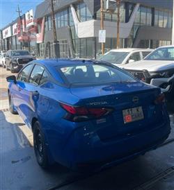 نيسان فيرسا